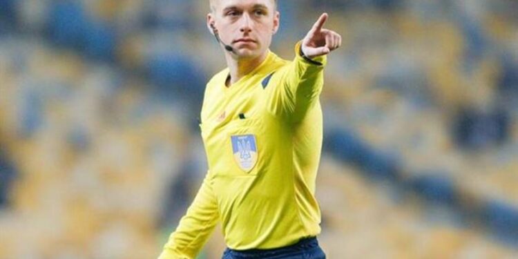 Впервые в истории в выборе арбитров на матчи полуфиналов Кубка Украины по футболу использовали жребий