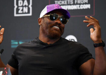 “Вытрет пол”: Чисора назвал единственного, кто способен побить Усика и Фьюри – Спорт ):Бокс