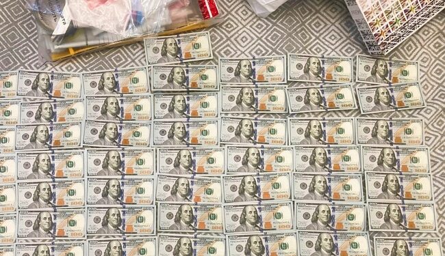 Затримано “чорних ріелторів”: продавали квартири, які були на балансі Миколаївської міськради