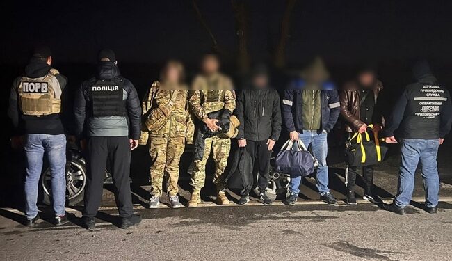Жителі Одещини намагалися вивозити ухилянтів замаскувавшись у військових