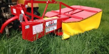 Жителька Шепетівщини хотіла придбати роторну косилку, але натрапила на шахраїв —Хмельнитчина