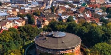 Зрізання дерев на Цитаделі — бракує 700 тисяч гривень