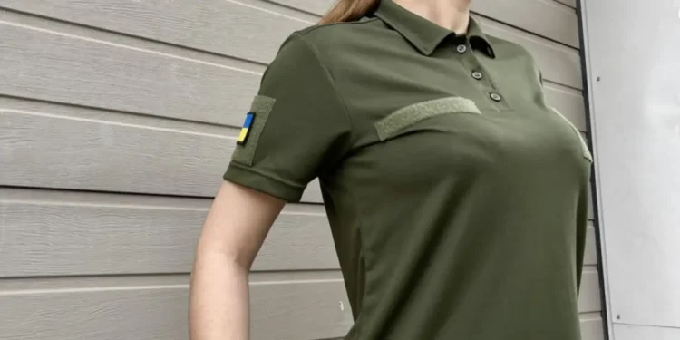 Какие времена, такая и одежда. Где купить футболку в стиле милитари?