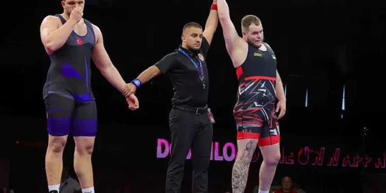 Вишнивецький – чемпіон Європи U23 | Боротьба |