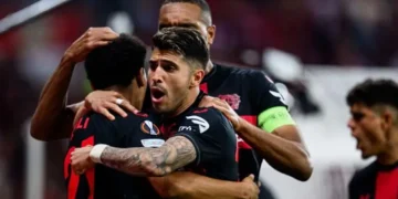 «Байер» на последних минутах сыграл вничью с «Ромой» и вышел в финал Лиги Европы