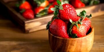 Стало відомо, чому в Україні різко подорожчала суниця садова – ЭКОНОМИКА