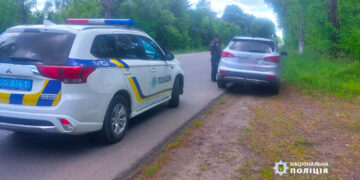 Був за кермом напідпитку та намагався дати хабаря, щоб уникнути відповідальності:  в Калуші затримали горе-водія (ФОТО)