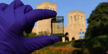 Вчені створили світлофільтр на 2D-напівпровіднику, який відкрив новий шлях до оптичних комп’ютерів — ТЕХНОЛОГИИ