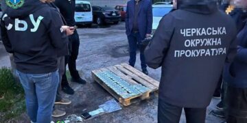 Черкасець за 3 тисячі доларів обіцяв посприяти у незаконному перетині кордону