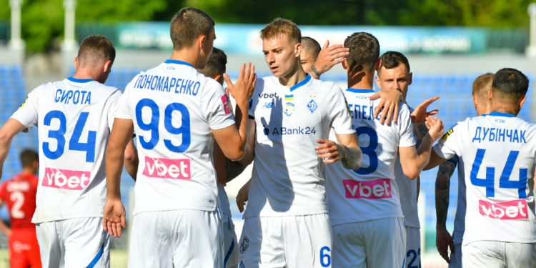 “Динамо” було сильнішим за “Верес” у перенесеному матчі 5-го туру