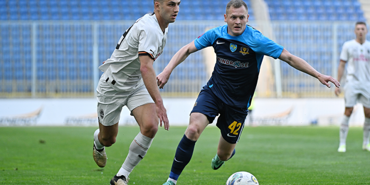 “Дніпро-1” та “Шахтар” розійшлися миром