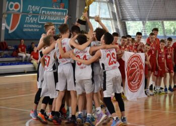 Фінал чотирьох ВЮБЛ серед юнаків 2011 року: фотогалерея – Федерація баскетболу України