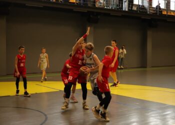 Фінал чотирьох ВЮБЛ серед юнаків 2012 року: відеотрансляція 19 травня – Федерація баскетболу України