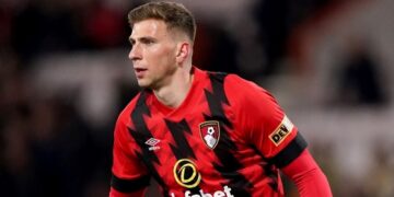 Игрок сборной Украины Илья Забарный был признан игроком сезона в «Борнмуте»