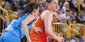 Ягупова стала кращою в першому фінальному матчі чемпіонату Іспанії – Федерація баскетболу України