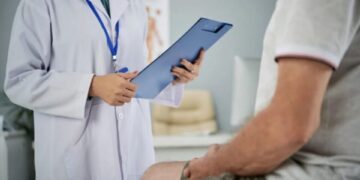 Керівник поліклініки у Тернополі підробляв документи