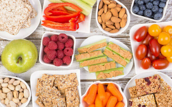 Корисні та поживні перекуси: що варто врахувати прикарпатцям