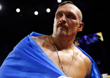 Мама Усика пригрозила Фьюри смертью – Спорт ):Бокс