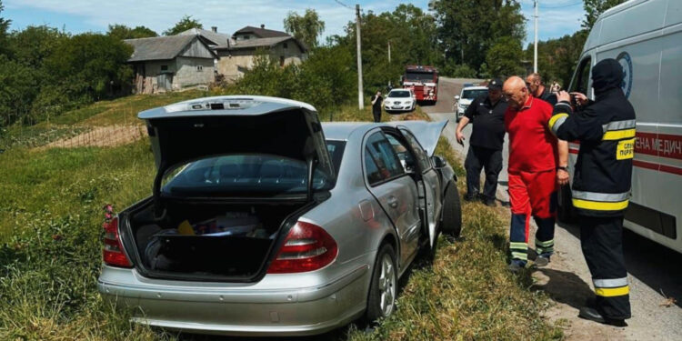 На Івано-Франківщині внаслідок ДТП травмувалися троє осіб, одна з яких — дитина (ФОТО)