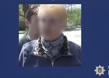 Під час окупації Снігурівки підігравала пропагандистам: оголошено підозру миколаївській колаборантці