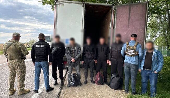 Прикордонники затримали мешканців Миколаївщини та інших областей за спробу виїхати з країни