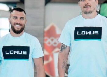 “Слава Богу”: Усик отреагировал на победу Ломаченко – Спорт ):Бокс