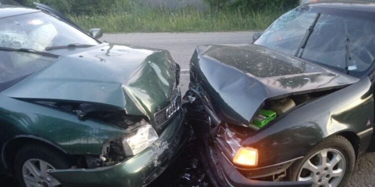 Свідки кажуть, що водій був напідпитку: у Судилкові зіткнулись два автомобілі —Хмельнитчина