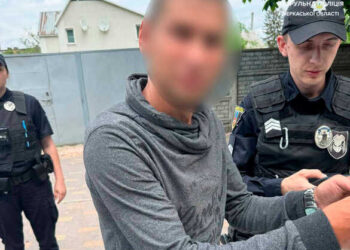 У Черкасах небайдужа жінка “здала” водія, що керував автівкою напідпитку