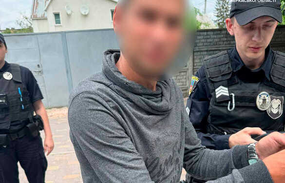 У Черкасах небайдужа жінка “здала” водія, що керував автівкою напідпитку