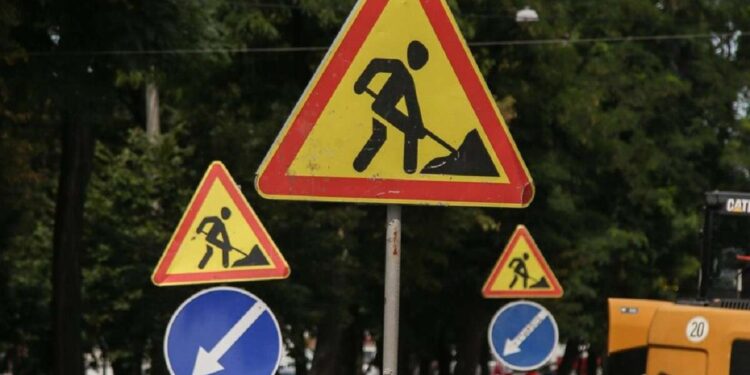 У Дніпрі звузять дорогу по вулиці Степана Рудницького та Донецькому шосе |  |