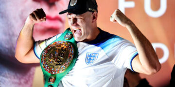 “Усик отбил голову Кличко”: Фьюри рассказал про спарринг украинцев – Спорт ):Бокс