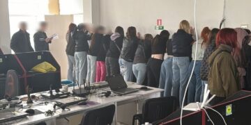 В Одесі накрили масштабний call-центр, працівники якого викрадали гроші з карток