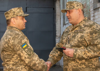 Військовий з міста Пологи Андрій Атаман отримав Золотий хрест – що відомо про героя | Новости Запорожья