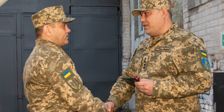 Військовий з міста Пологи Андрій Атаман отримав Золотий хрест – що відомо про героя | Новости Запорожья