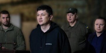 Віталій Кім зустрівся з миколаївськими гвардійцями, які тримали оборону на Запоріжжі » Миколаївський Оглядач