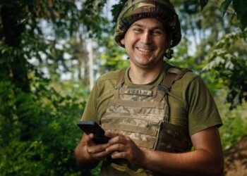 “Врятуйте мені руку, бо мені треба ще писати”: у пам’ять про загиблого Героя Володимира Мукана