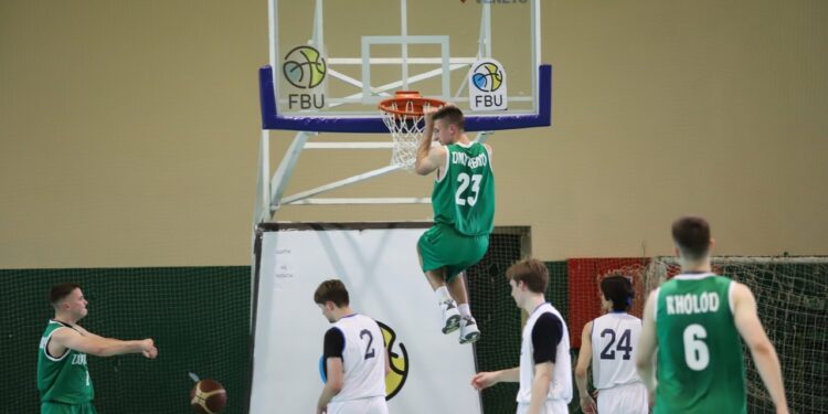 Запоріжжя та столичний PLAYMAKER розпочали з перемоги сезон Молодіжної ліги – Федерація баскетболу України