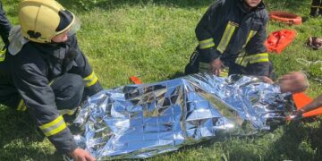 Застряв у мулі: у Золотоноші на річці врятували чоловіка