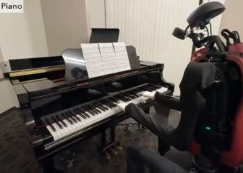 Робот навчився боксувати та грати на піаніно, просто спостерігаючи за людьми — ТЕХНОЛОГИИ