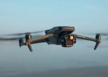 Джерело візуальної магії: Відкрийте нові горизонти з квадрокоптером DJI Mavic 3 Pro