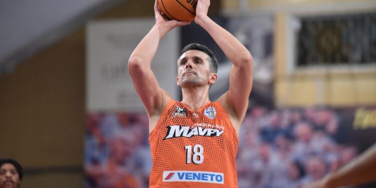 Андрій Агафонов вийшов на друге місце історичного рейтингу Суперліги за блоками – Федерація баскетболу України