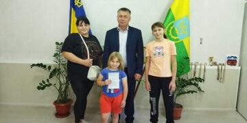 Багатодітна родина з Черкащини отримала квартиру