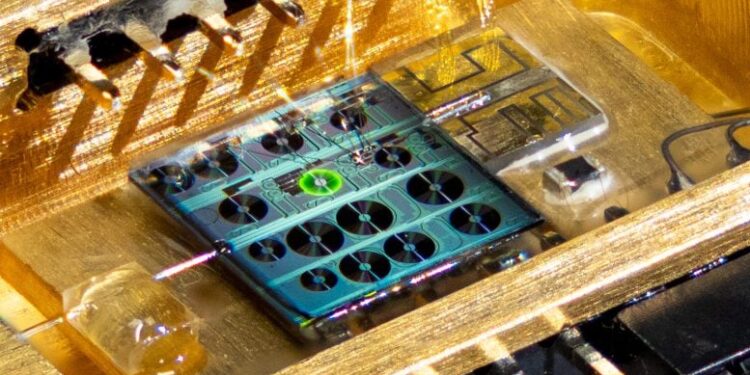 Вчені розробили революційний мініатюрний волоконний лазер — ТЕХНОЛОГИИ