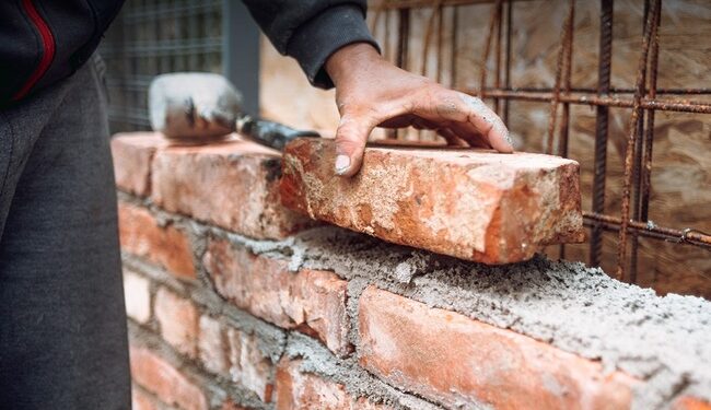 Директорку будівельної компанії з Одещини запідозрили в укриванні від держави понад 3 мільйонів