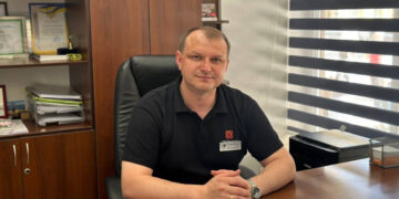 Головний виклик — допомогти: як функціонують ЦНАПи в Івано-Франківську (ФОТО)