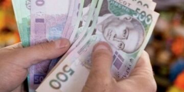 На Черкащині чоловік ошукав людей на понад 170 000 гривень та втік за кордон