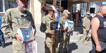 На Черкащині провели в останню путь молодого військового 