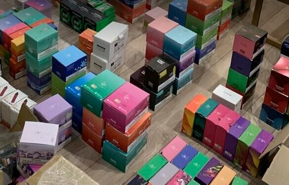 На Черкащині злочинна група продавала нелегальні електронні тютюнові вироби