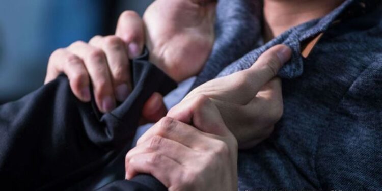 На Шепетівщині 18-річний розбишака поломав носа та щелепу своєму 25-річному опоненту —Хмельнитчина