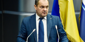 Одноголосно. Президента ПФЛ Каденка переобрано на своїй посаді